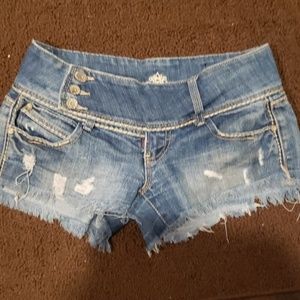 Almost Famous shorts